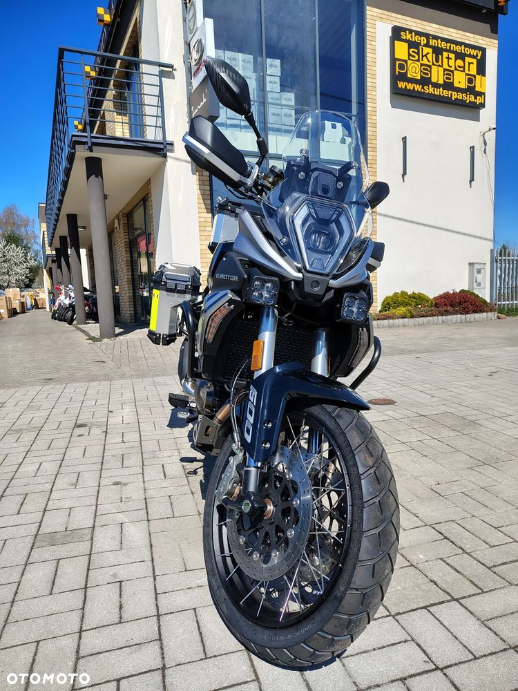 QJMOTOR SRT 600SX - 8