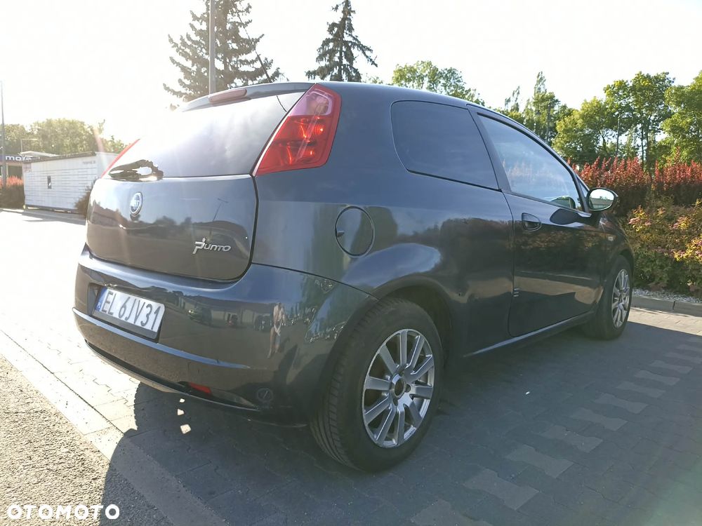 Fiat Punto - 4