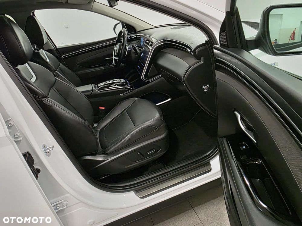 Hyundai Tucson 1.6 CRDi 48V-Hybrid 2WD DCT Prime - 31