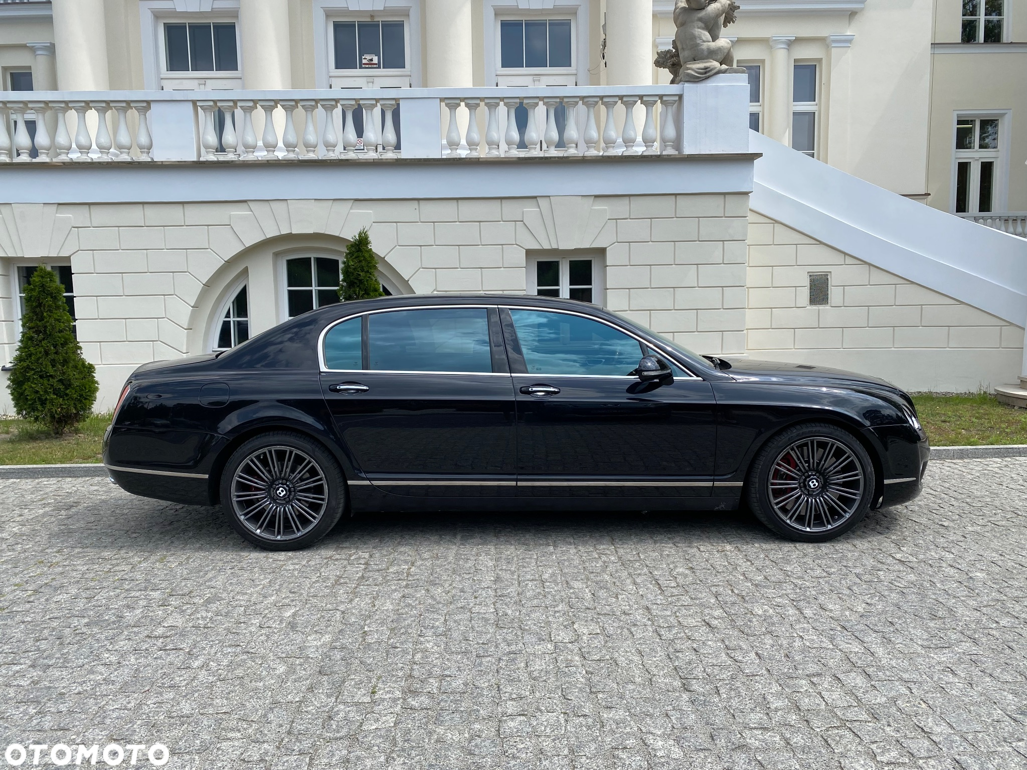 Bentley Flying Spur W12 S - 4