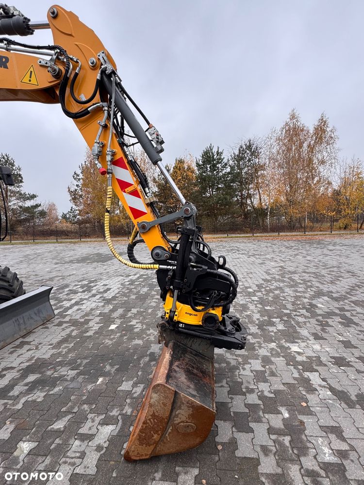 Liebherr A910 compact |2017|łapy-plug| rototilt ze szczypkami | 7200mtg |3 łyzki|warta  uwagi - 13