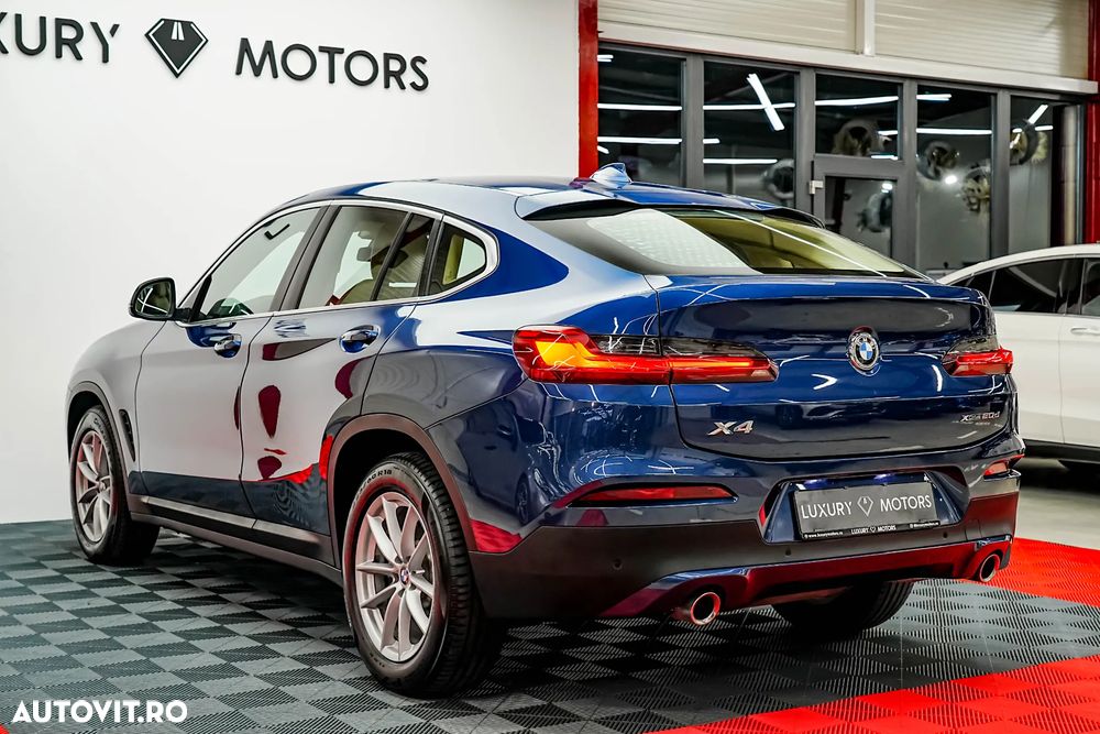BMW X4 xDrive20d AT MHEV - 11