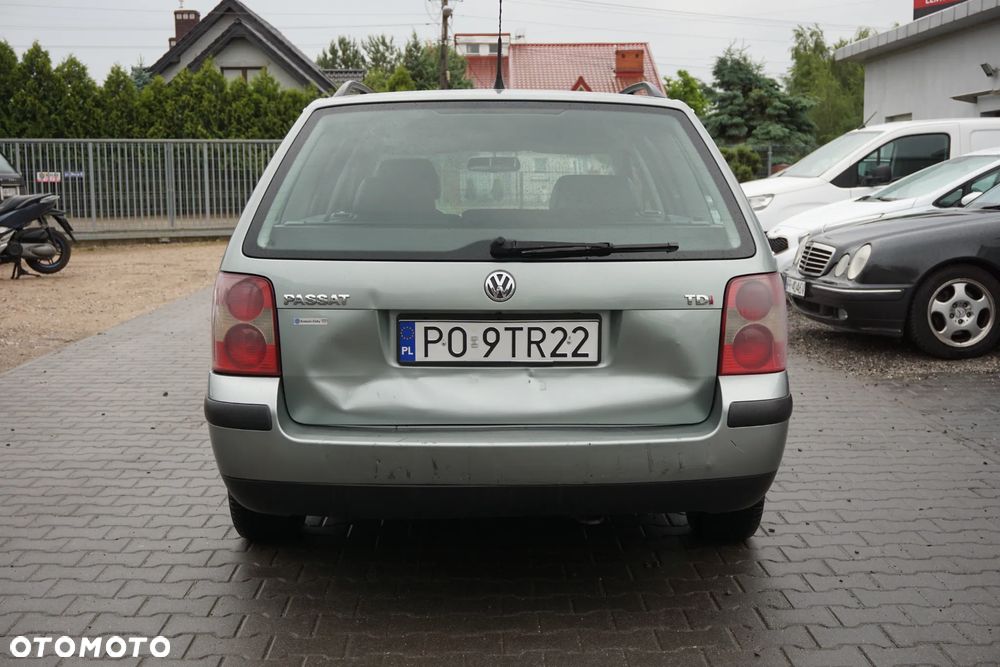 Volkswagen Passat 1.9 TDI Basis - 12