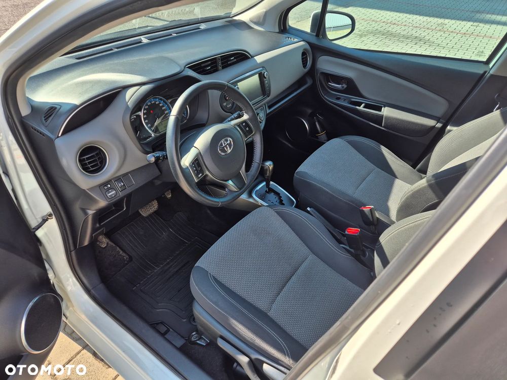 Toyota Yaris - 11