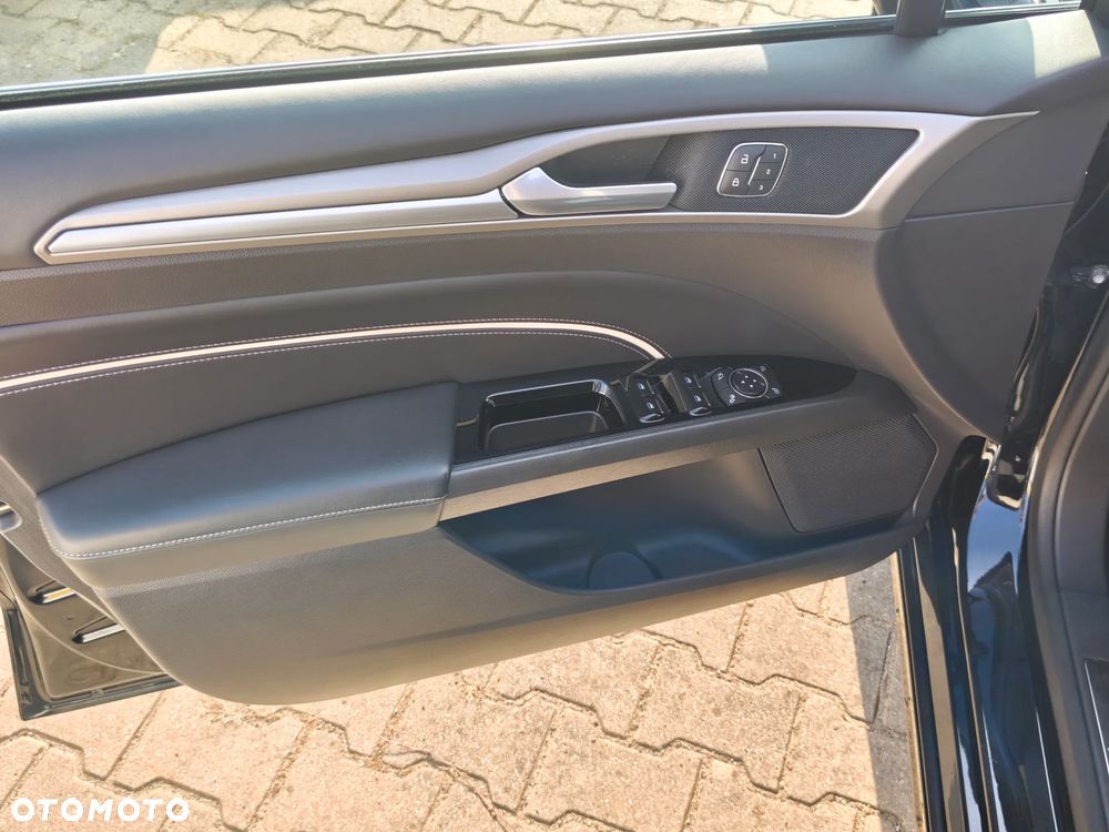 Ford Mondeo 2.0 Hybrid Vignale - 15