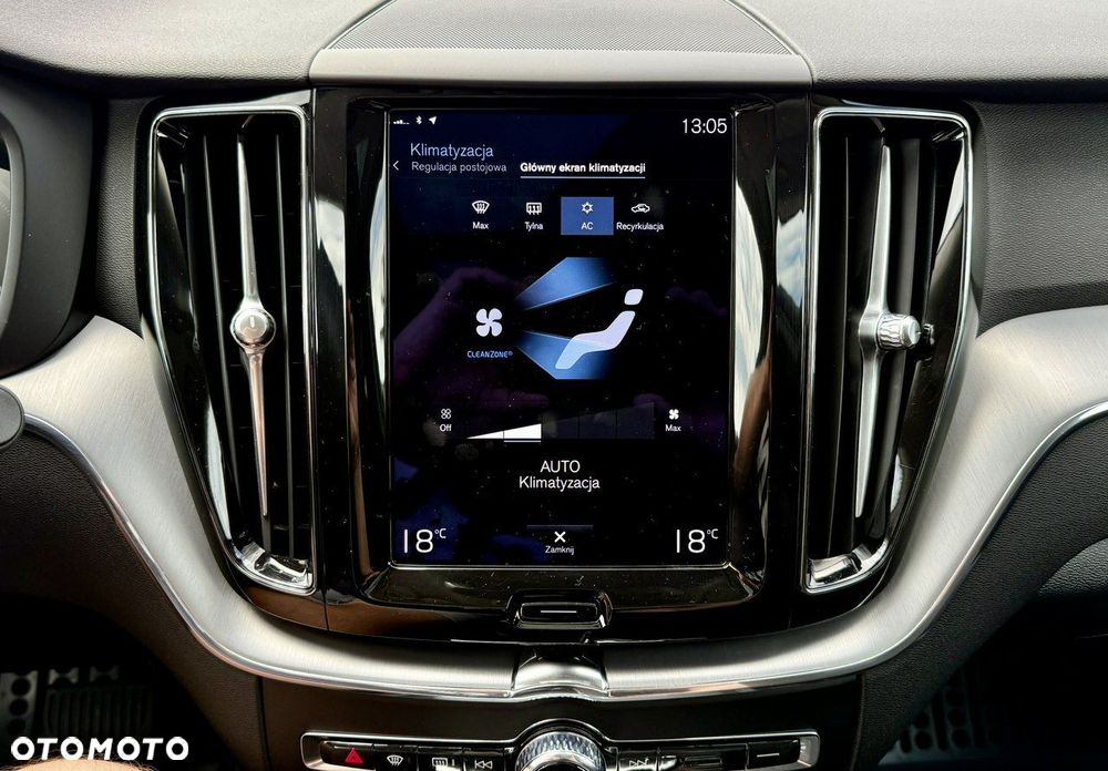 Volvo XC 60 T6 AWD Plug-In Hybrid Inscription - 26