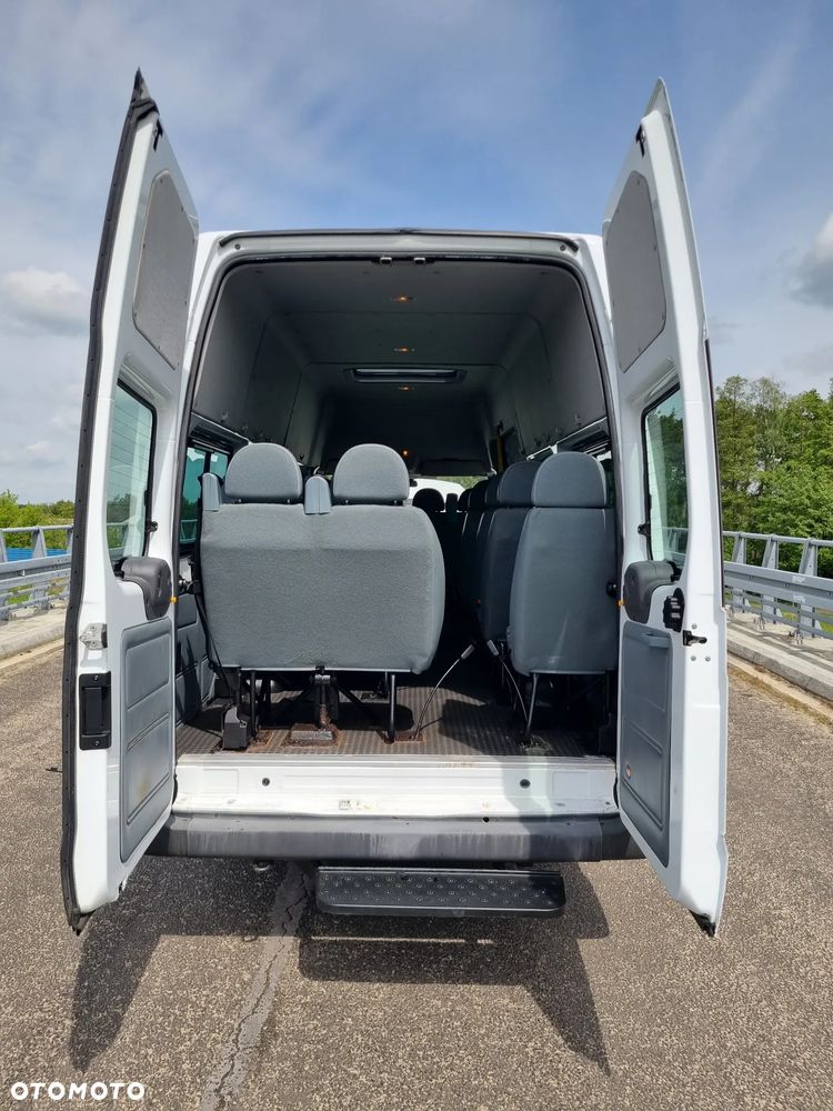 Ford Transit - 8