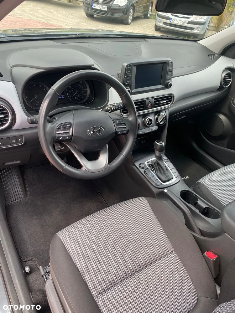 Hyundai Kona - 13