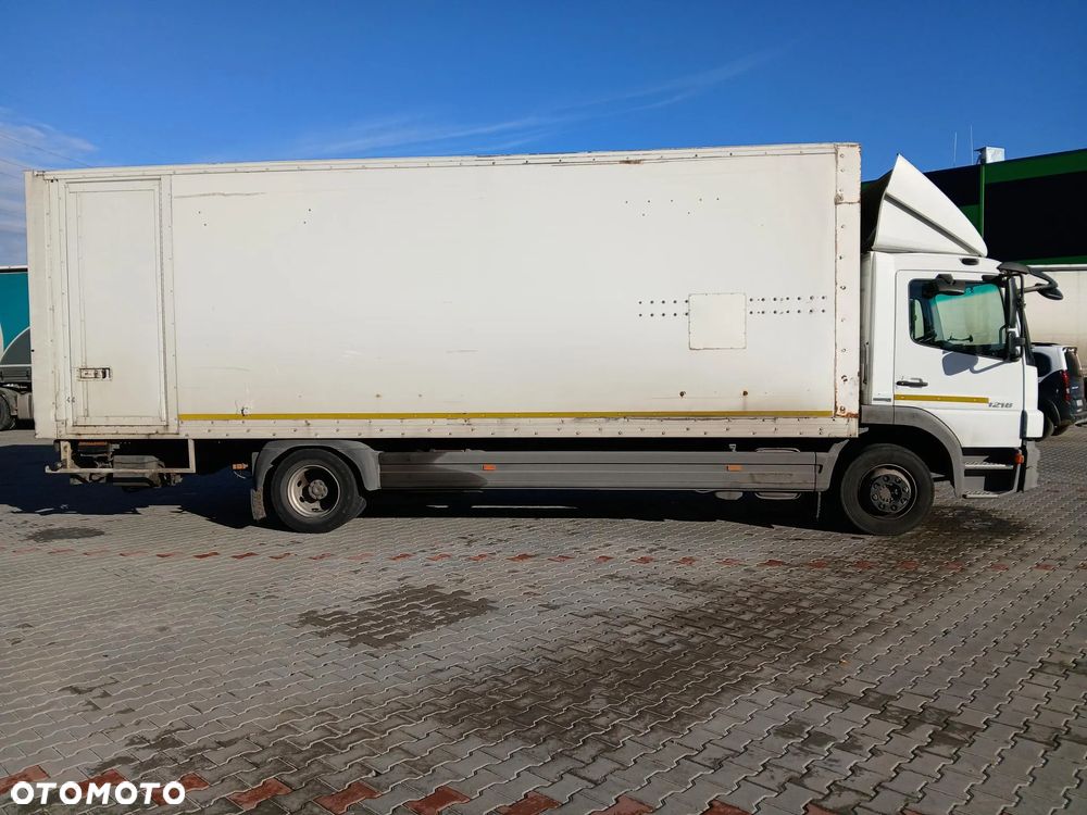 Mercedes-Benz ATEGO - 5
