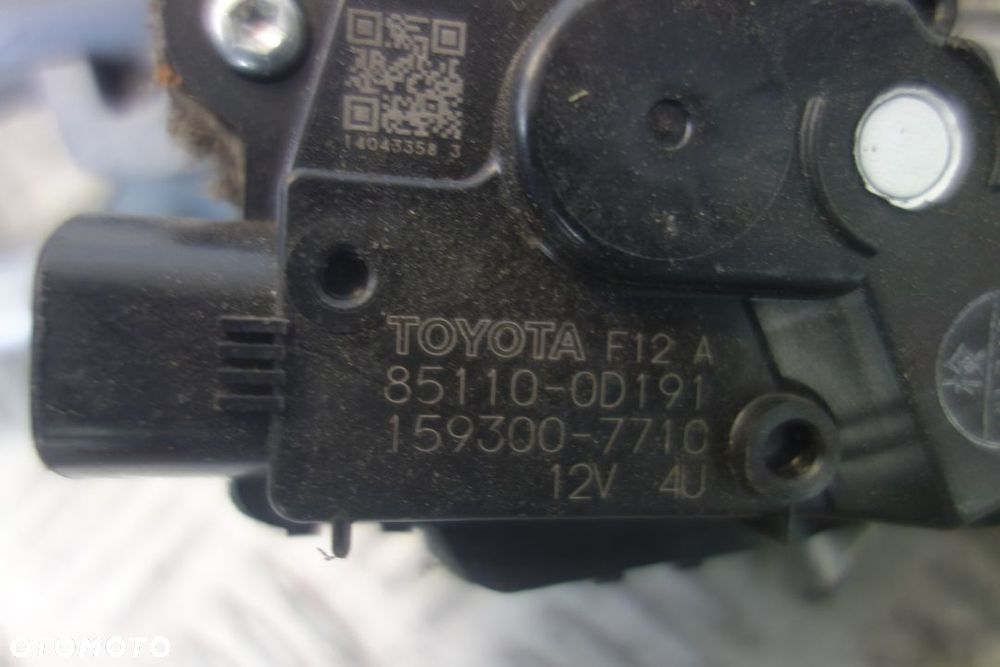 MECHANIZM WYCIERACZEK TOYOTA YARIS III - 3