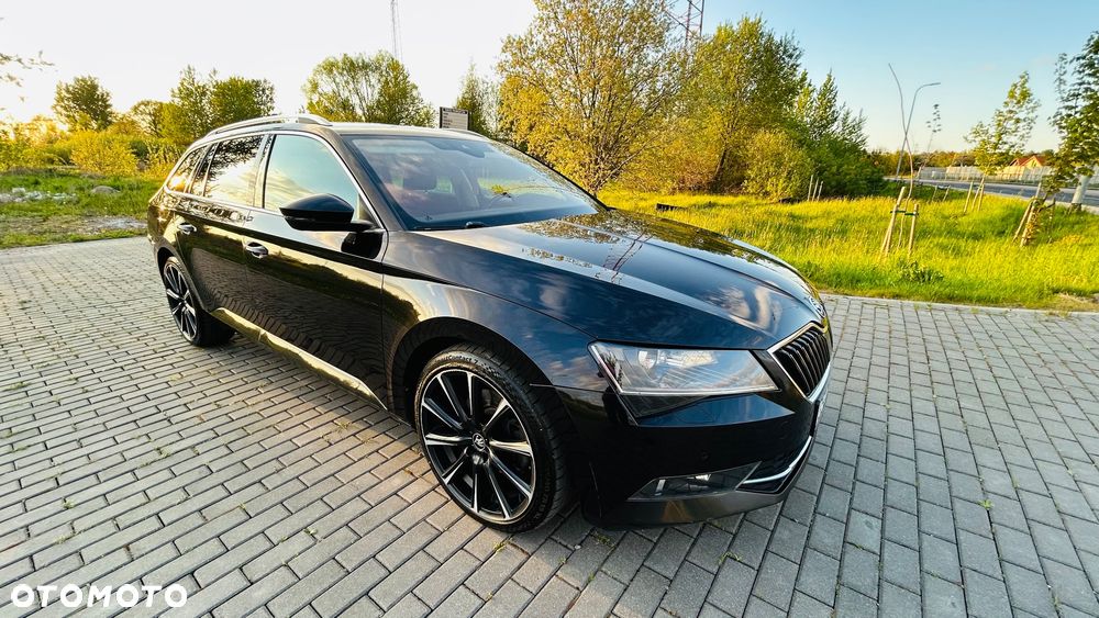 Skoda Superb 2.0 TDI Style DSG - 33