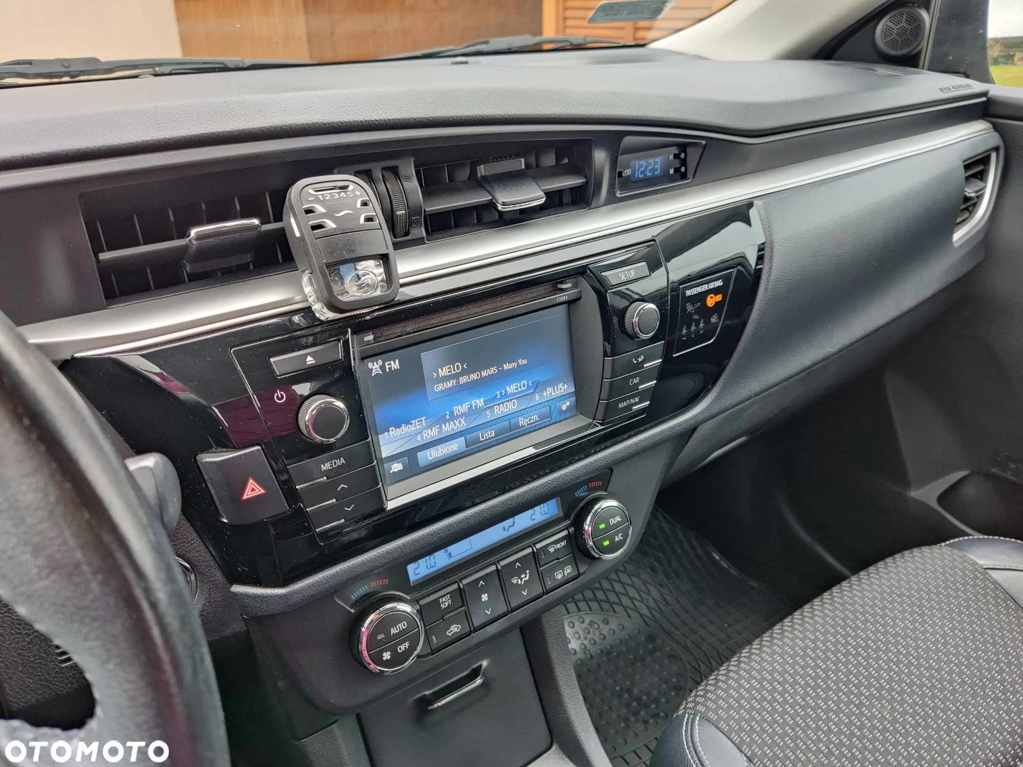 Toyota Corolla 1.6 Prestige - 8