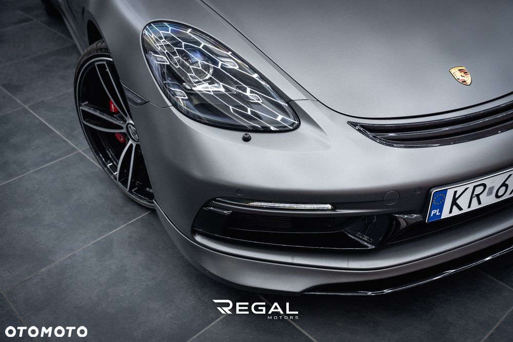 Porsche 718 Cayman - 6