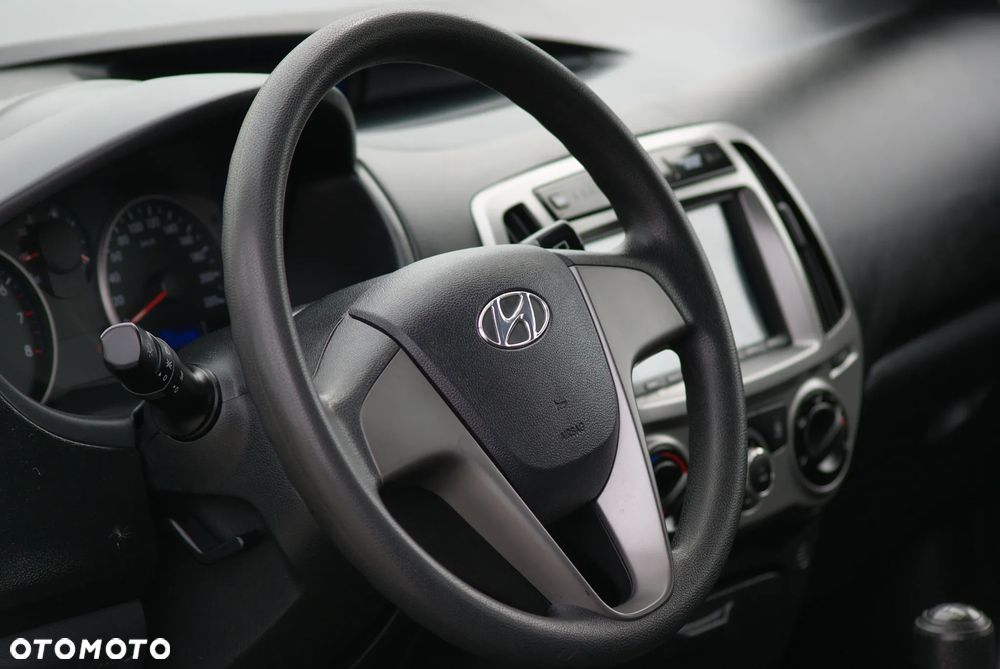 Hyundai i20 - 11