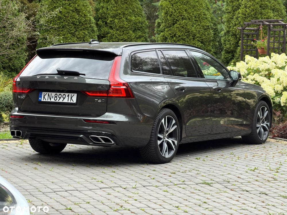 Volvo V60 T6 AWD Geartronic R-Design - 13