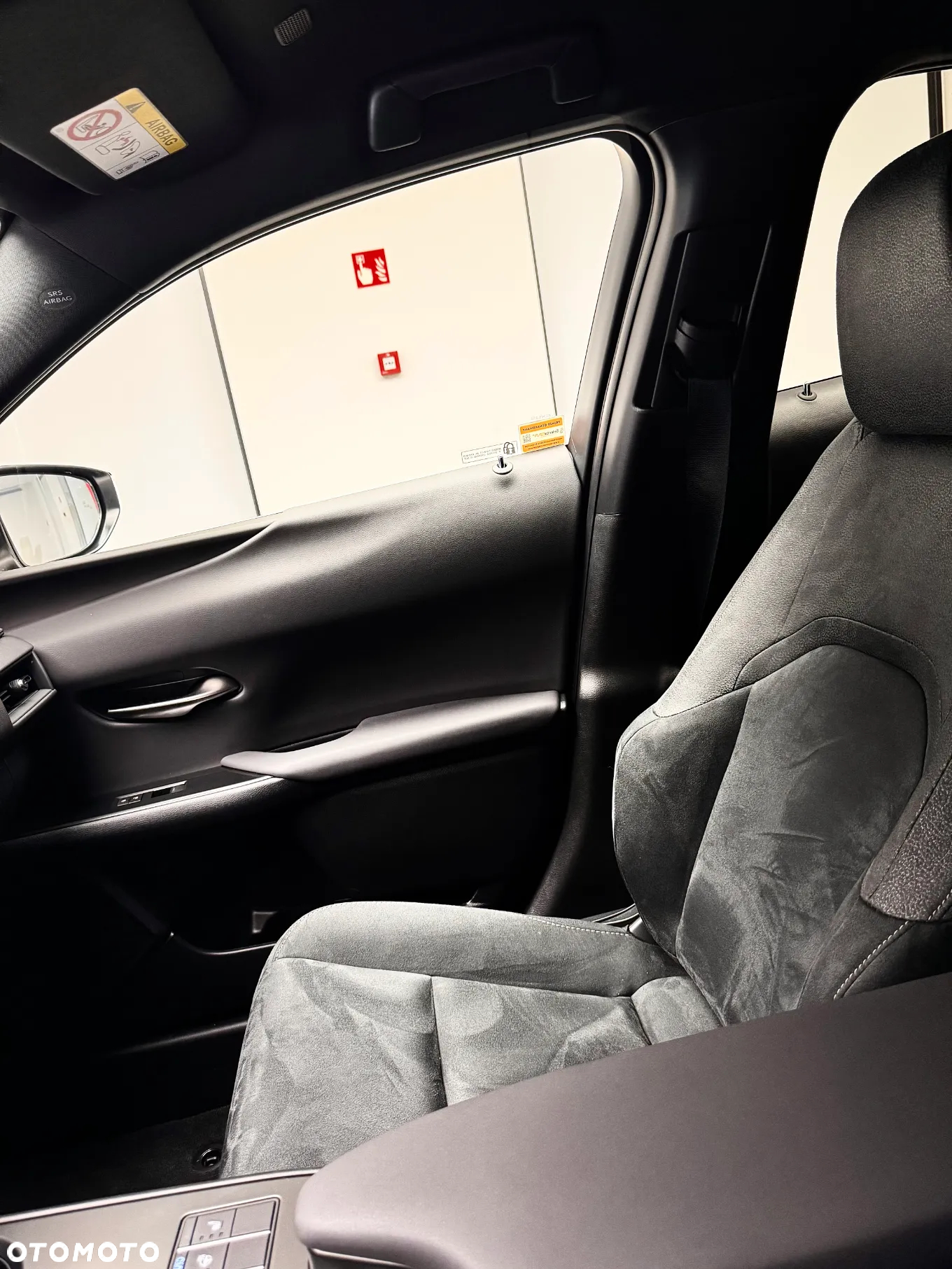 Lexus UX - 26