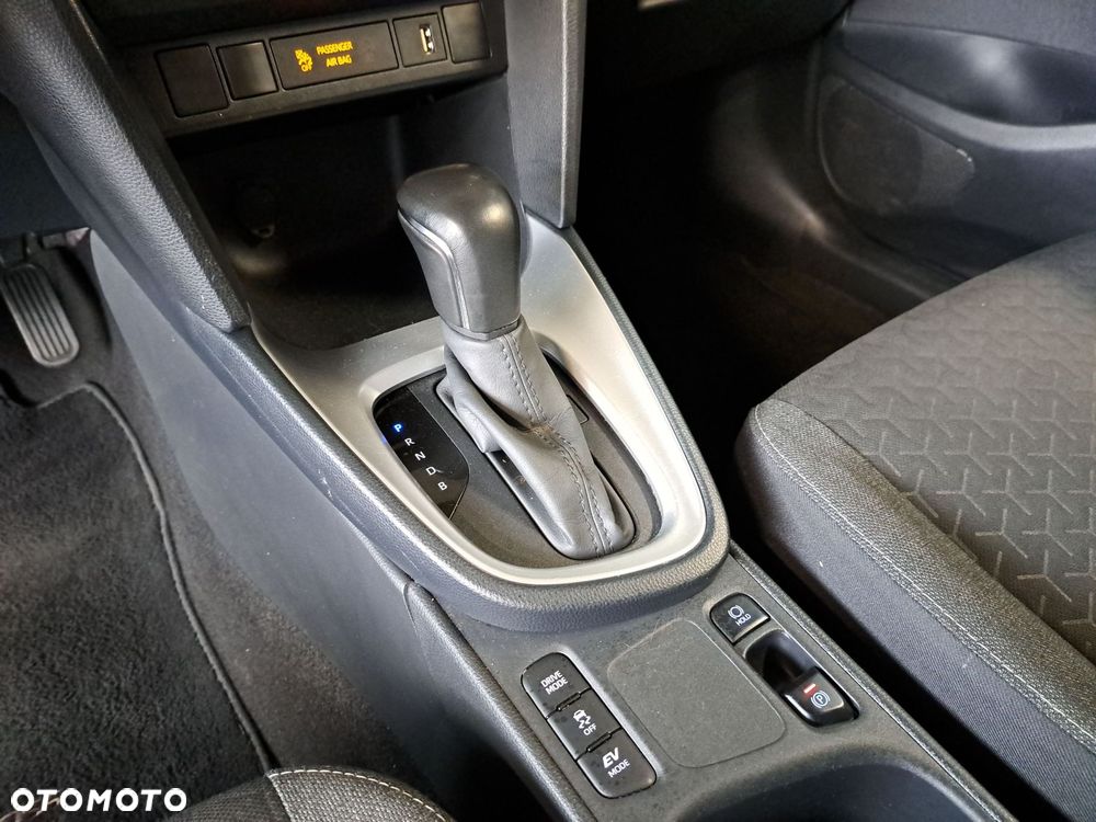 Toyota Yaris Cross Hybrid 1.5 Comfort - 27