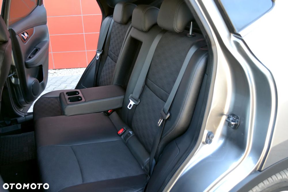 Nissan Qashqai 1.6 DIG-T Tekna - 23