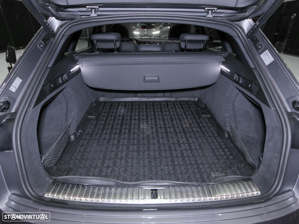 Audi e-tron 55 quattro Advanced - 31