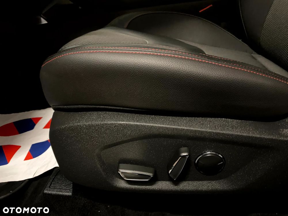 Ford Mondeo 2.0 TDCi STart-Stopp ST-Line - 17