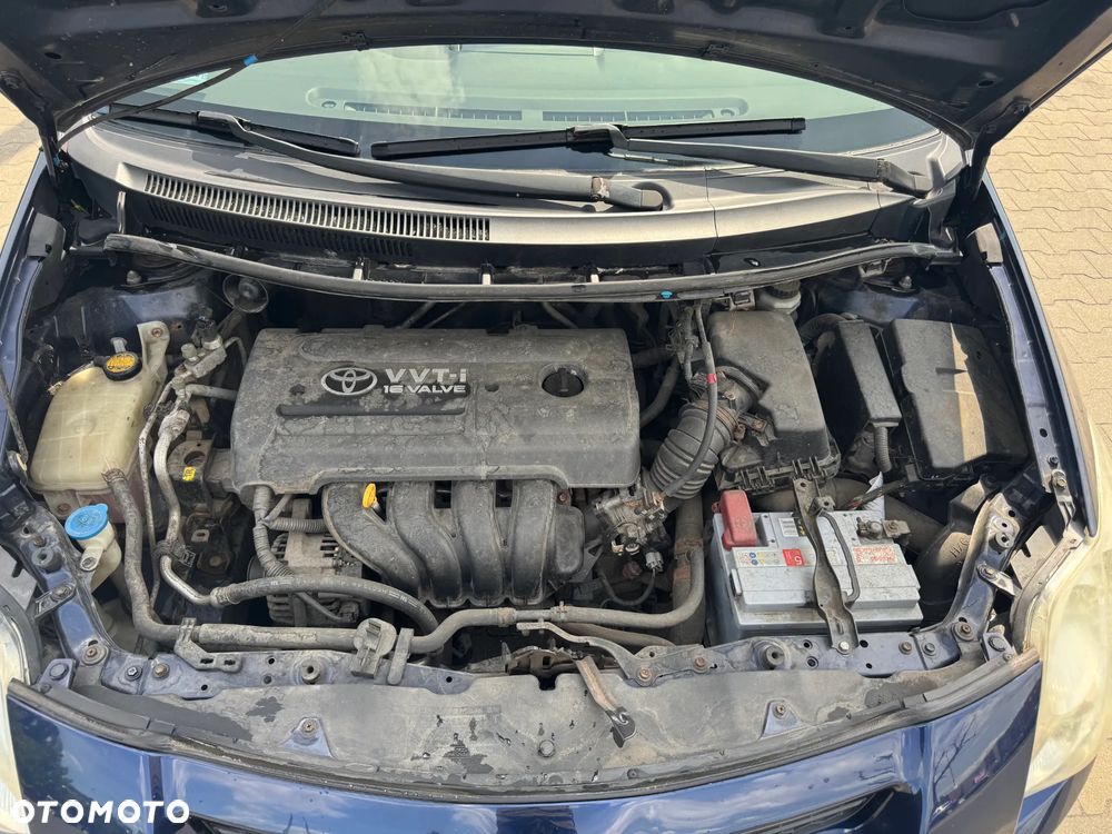 Toyota Auris 1.4 VVT-i Terra - 7