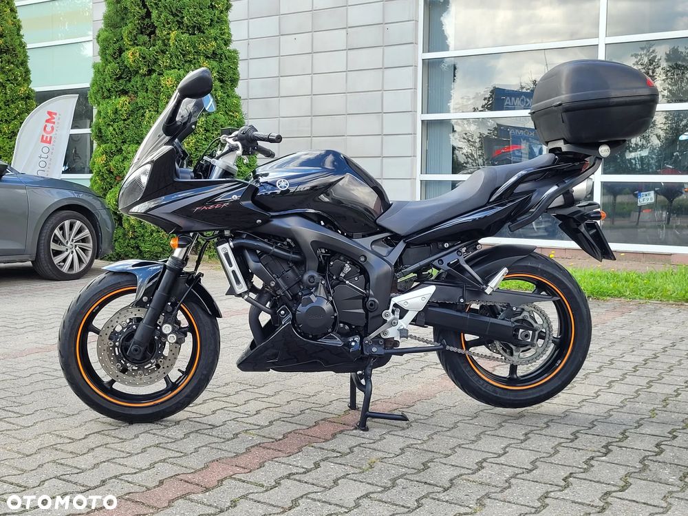 Yamaha FZ6 - 3
