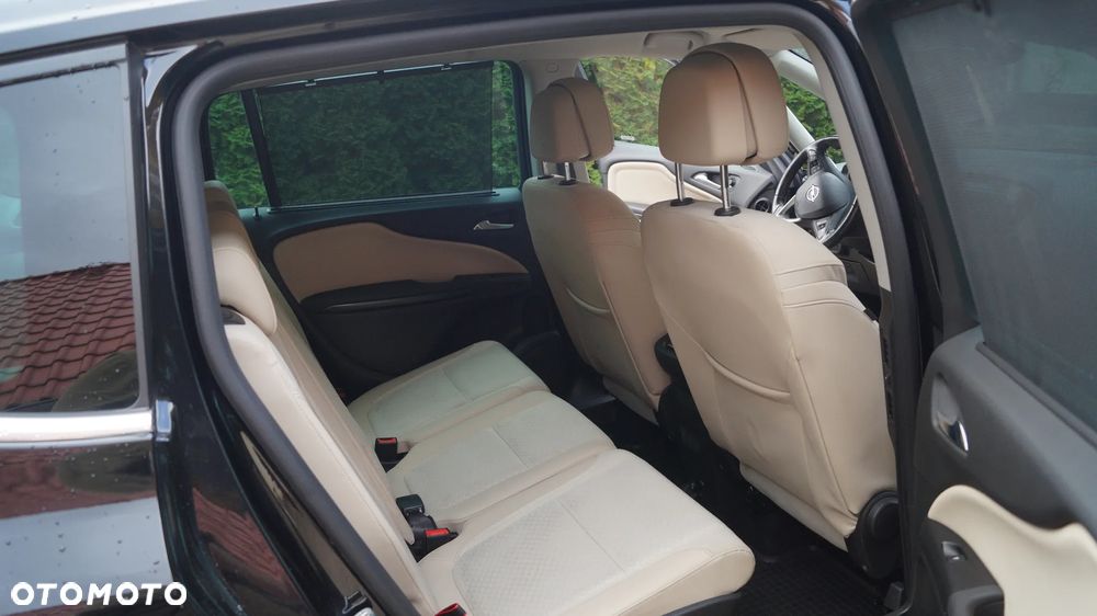 Opel Zafira 1.6 T Elite - 8