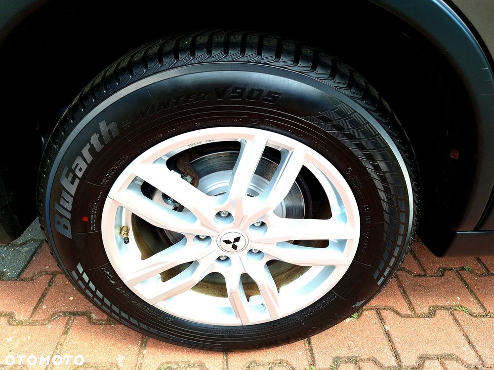 Mitsubishi Outlander 2.0 4WD CVT Plus - 33