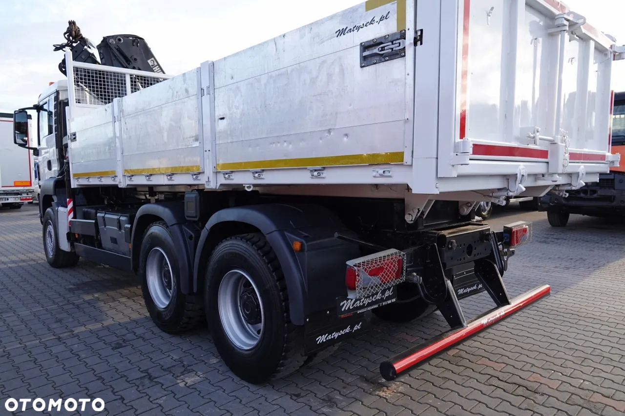 MAN TGS 33.360 / 6x4 / WYWROTKA TYLNOZSYPOWA 5,8 M + HDS HIAB XS 122 / STEROWANIE RADIOWE / HDS ZA KABINĄ / EURO 5 / MANUAL - 12