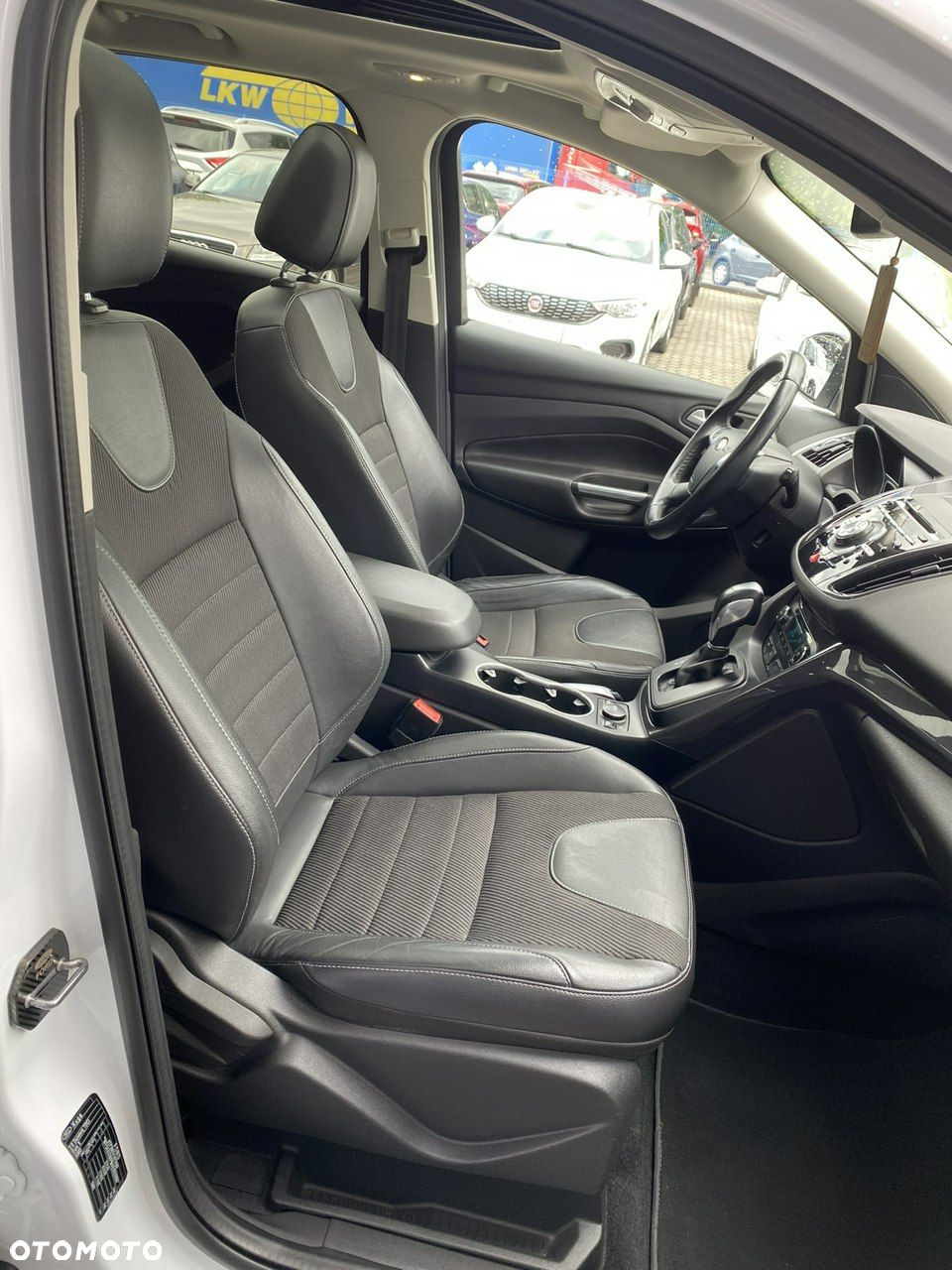 Ford Kuga - 13