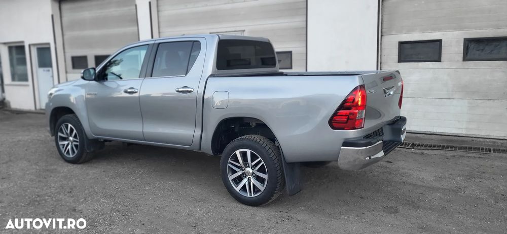 Toyota Hilux - 4