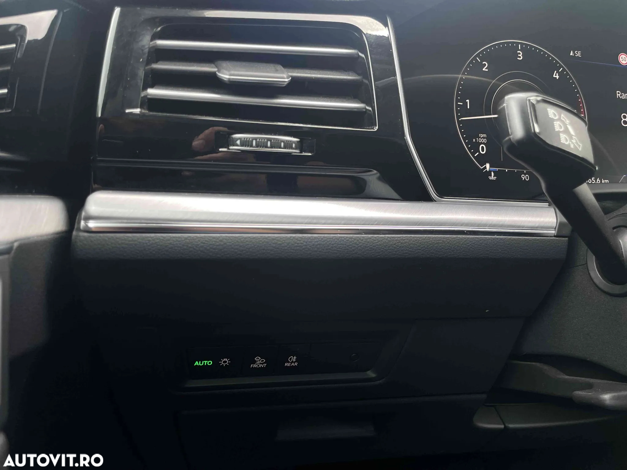 Volkswagen Touareg - 10