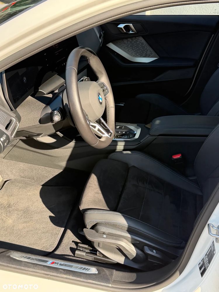 BMW Seria 1 120 mHEV - 5