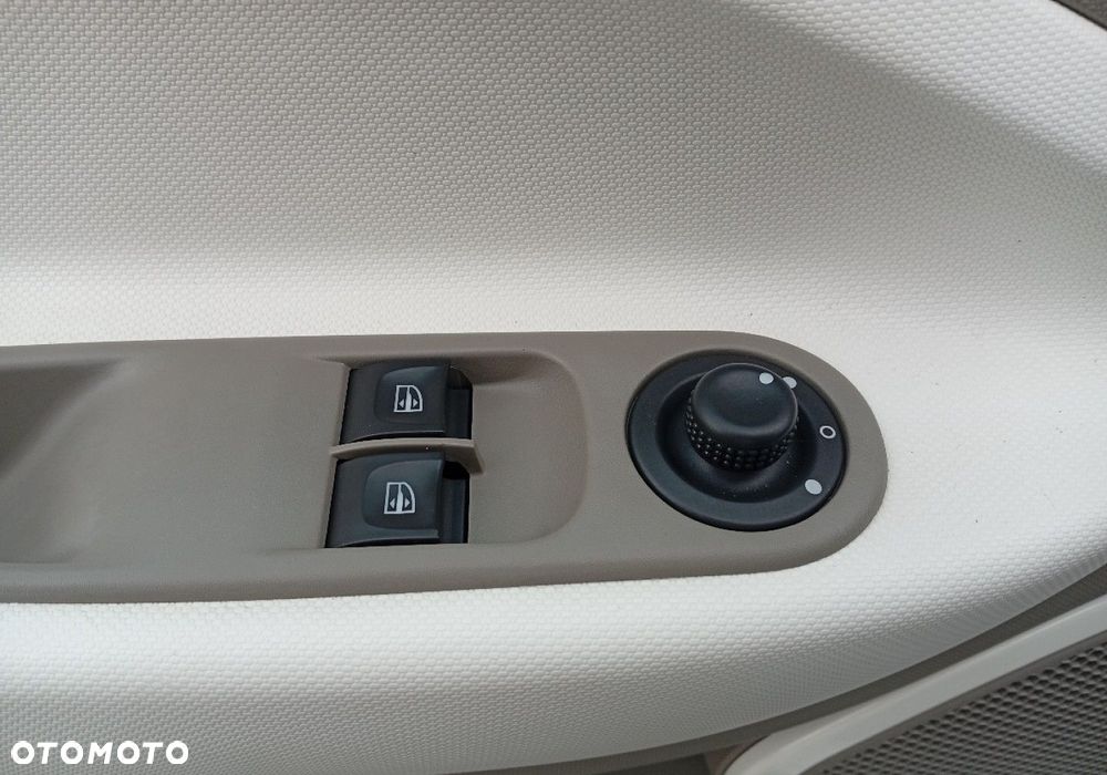 Renault Zoe - 22