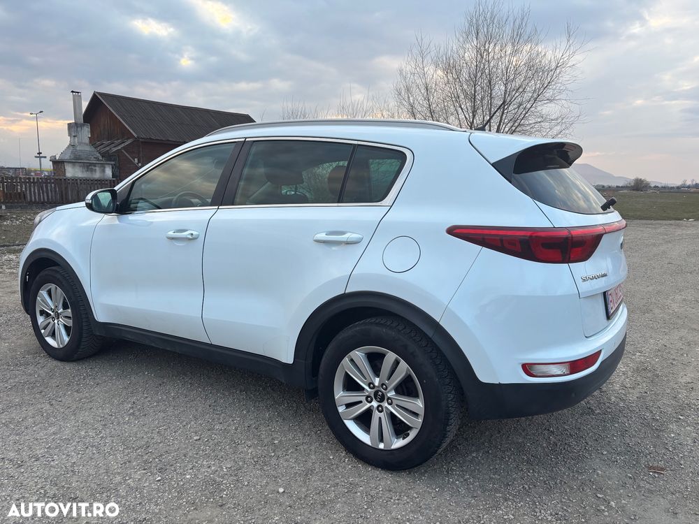 Kia Sportage 1.7 CRDI 2WD Edition 7 - 4