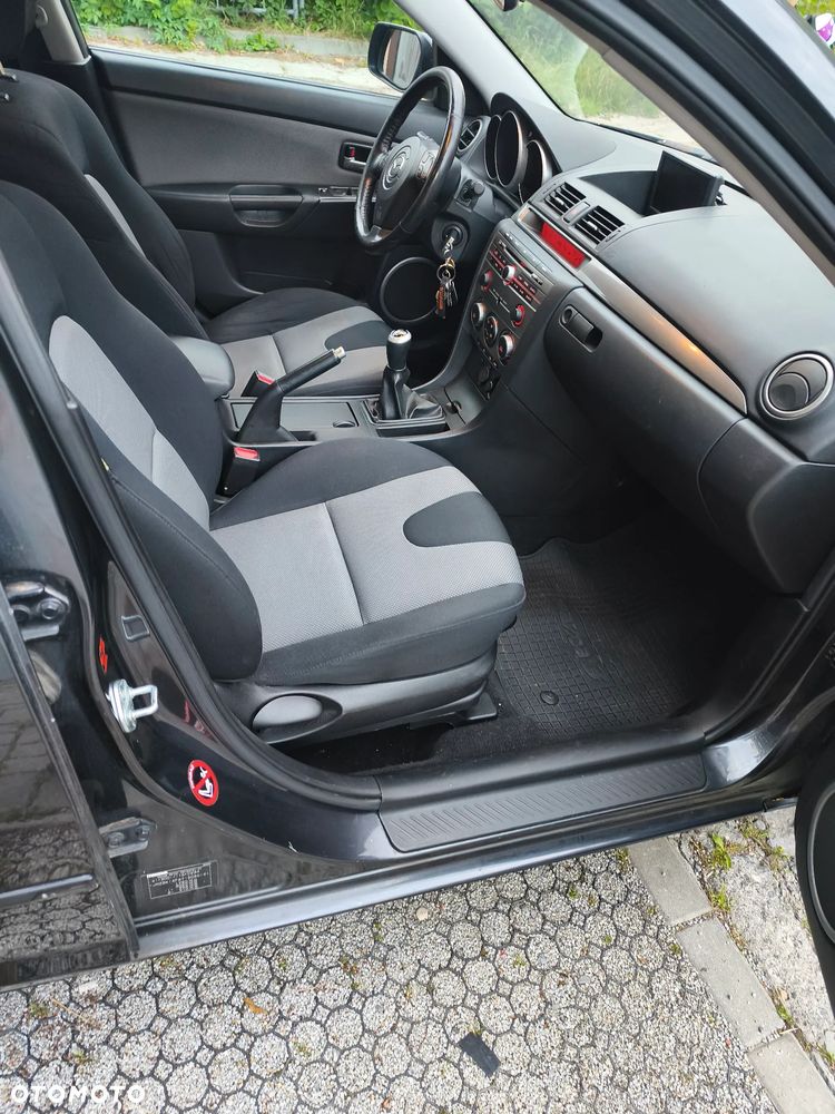 Mazda 3 ver-2-0-16v-active - 11