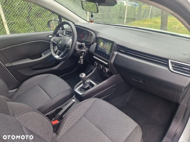 Renault Clio TCe 100 INTENS - 11