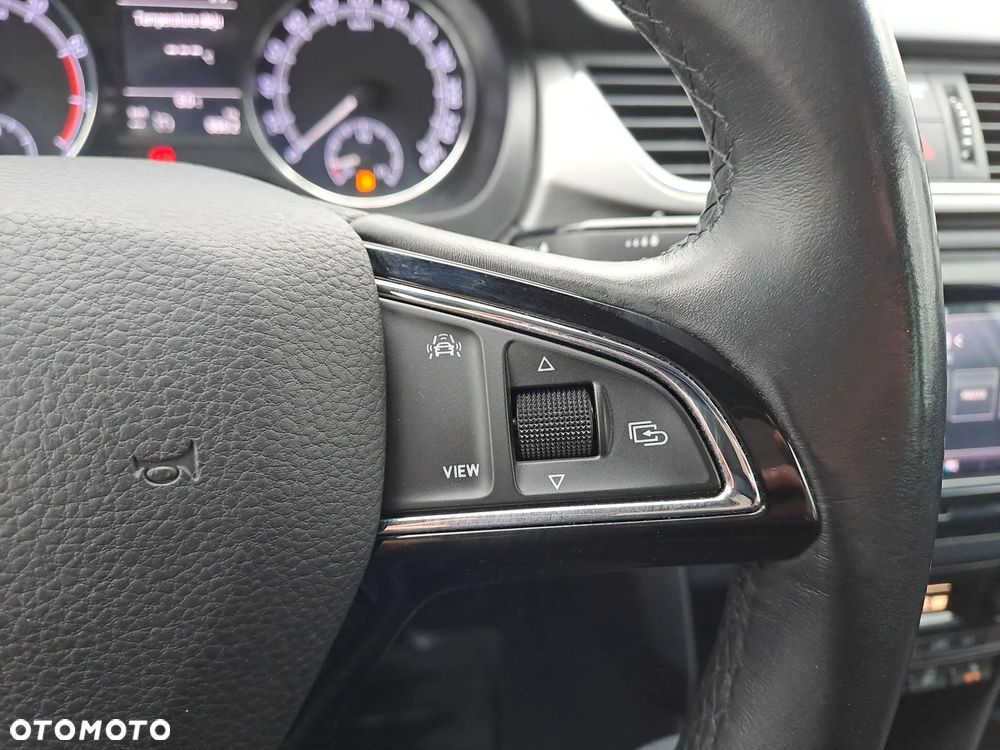 Skoda RAPID Spb 1.0 TSI Style - 19