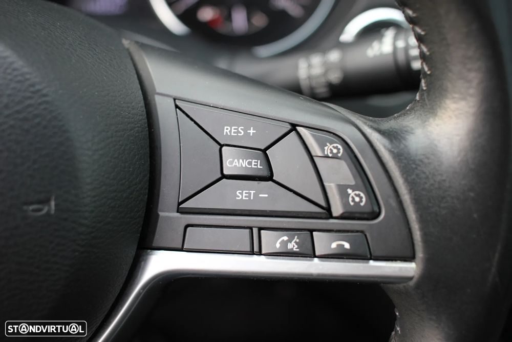 Nissan Qashqai 1.5 dCi N-Connecta Business - 15