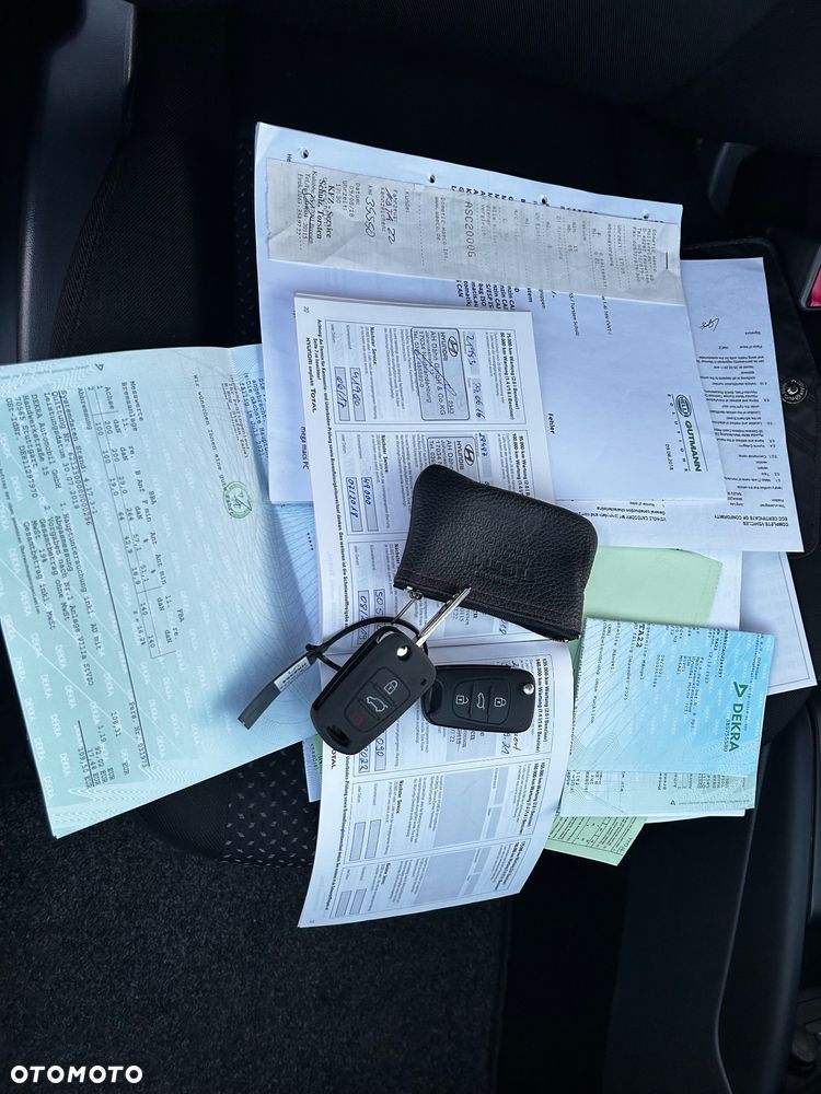 Hyundai i30 1.4 Edition 20 - 21