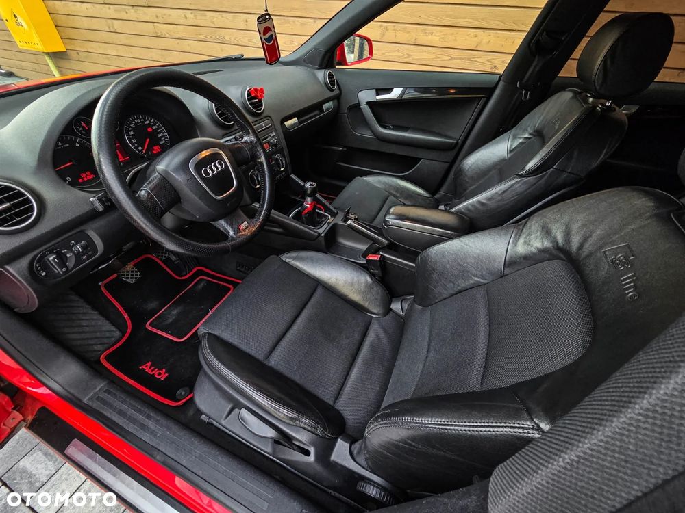 Audi A3 Sportback 2.0 TDI Ambiente - 16