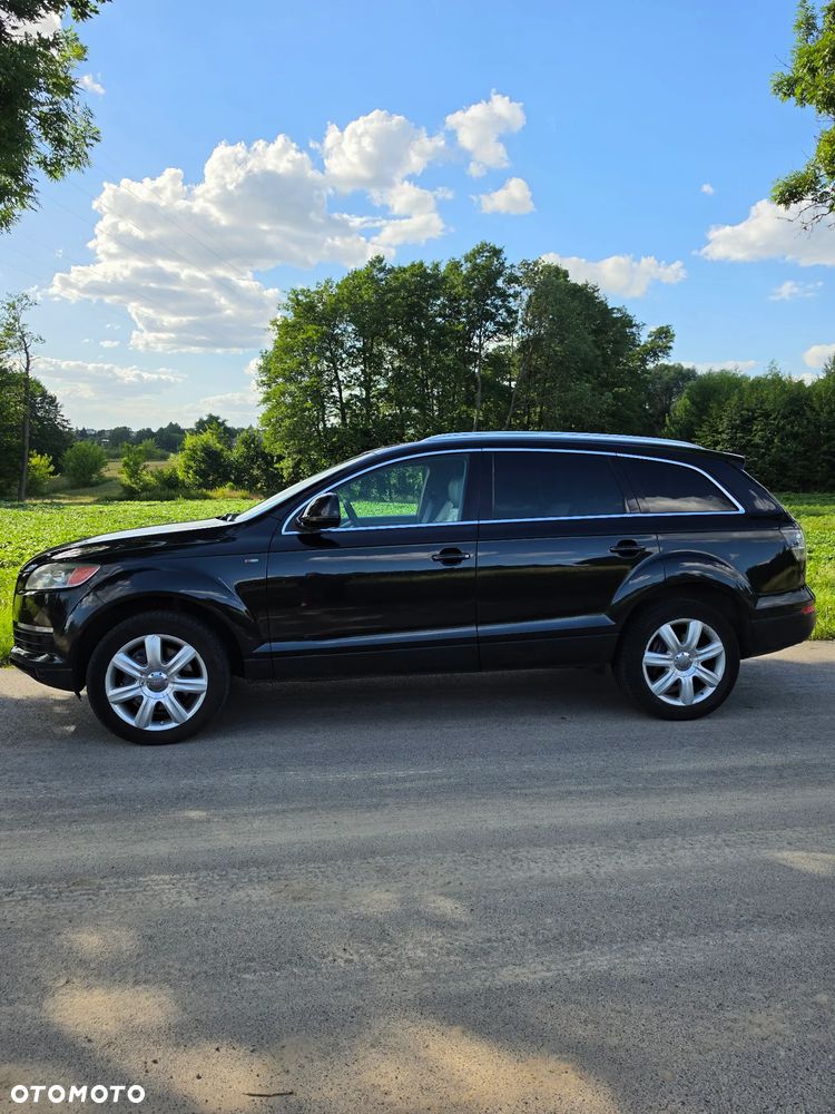 Audi Q7 - 4