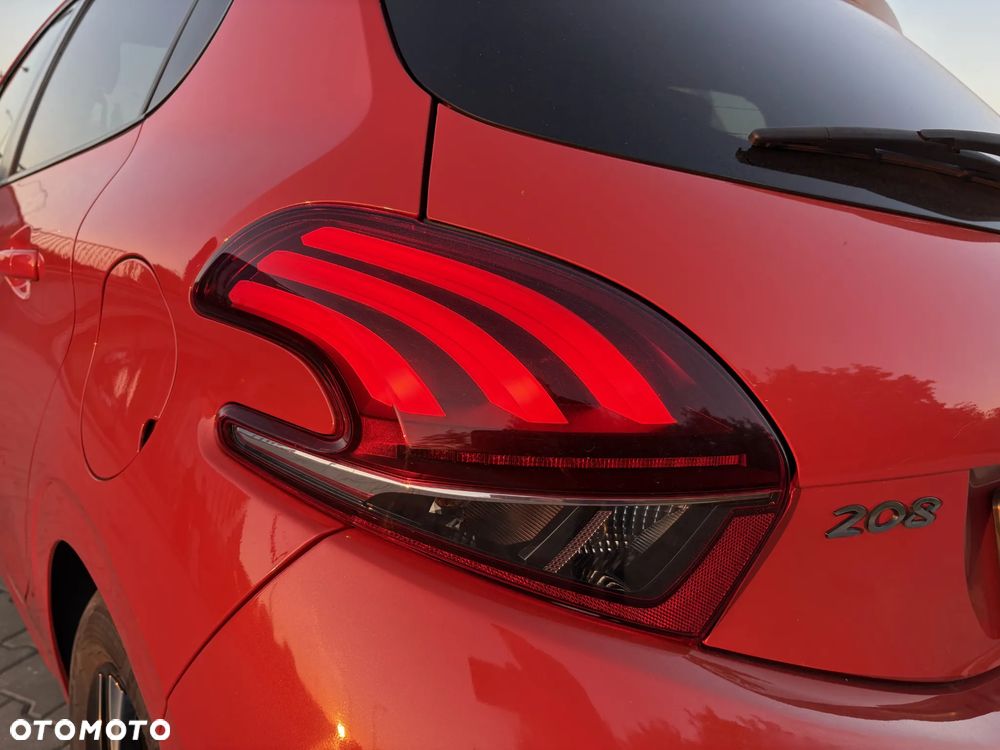 Peugeot 208 - 9