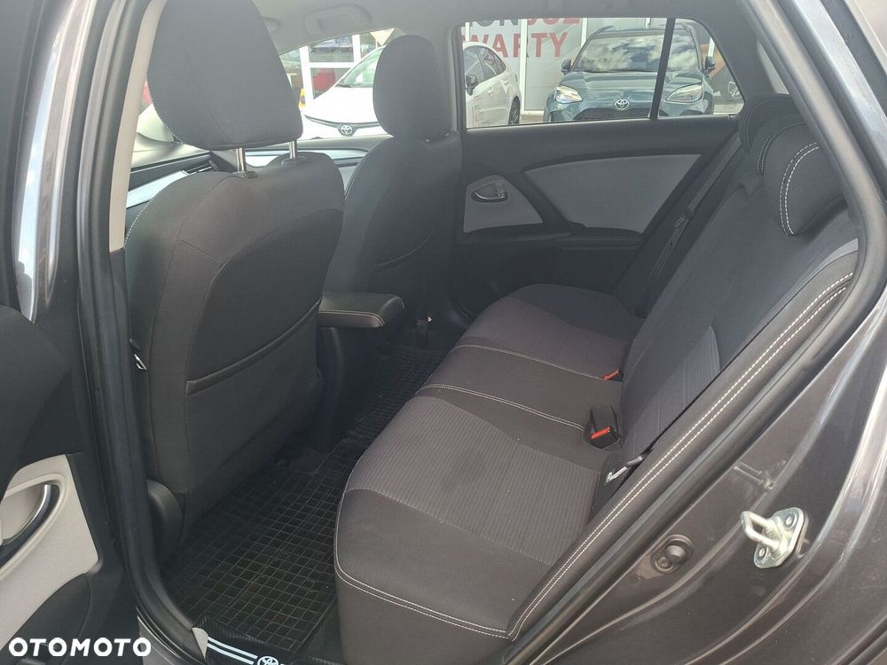 Toyota Avensis 2.0 D-4D Premium - 14