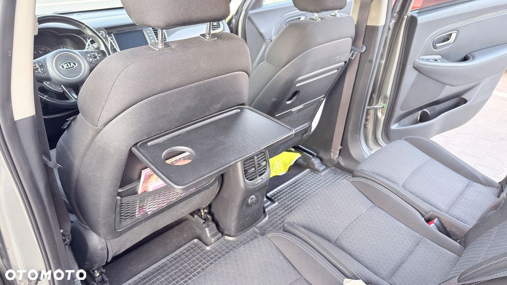 Kia Carens 1.7 CRDi L - 11