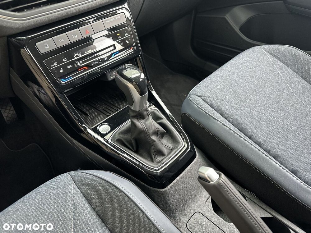 Volkswagen T-Cross - 26