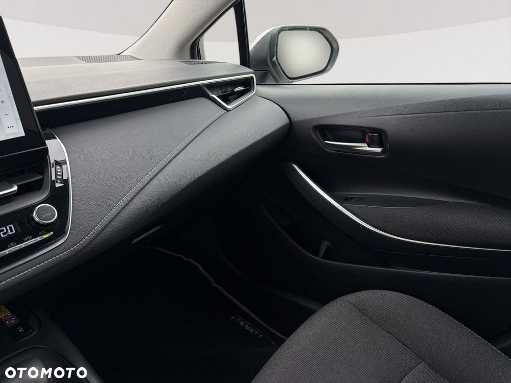 Toyota Corolla - 21