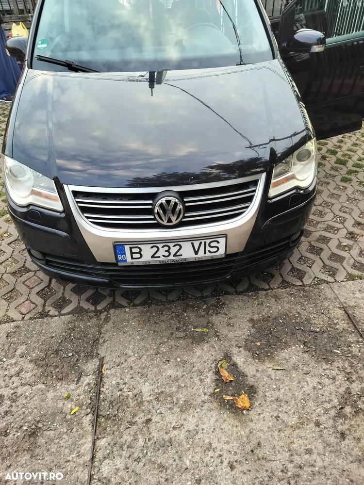 Volkswagen Touran - 9