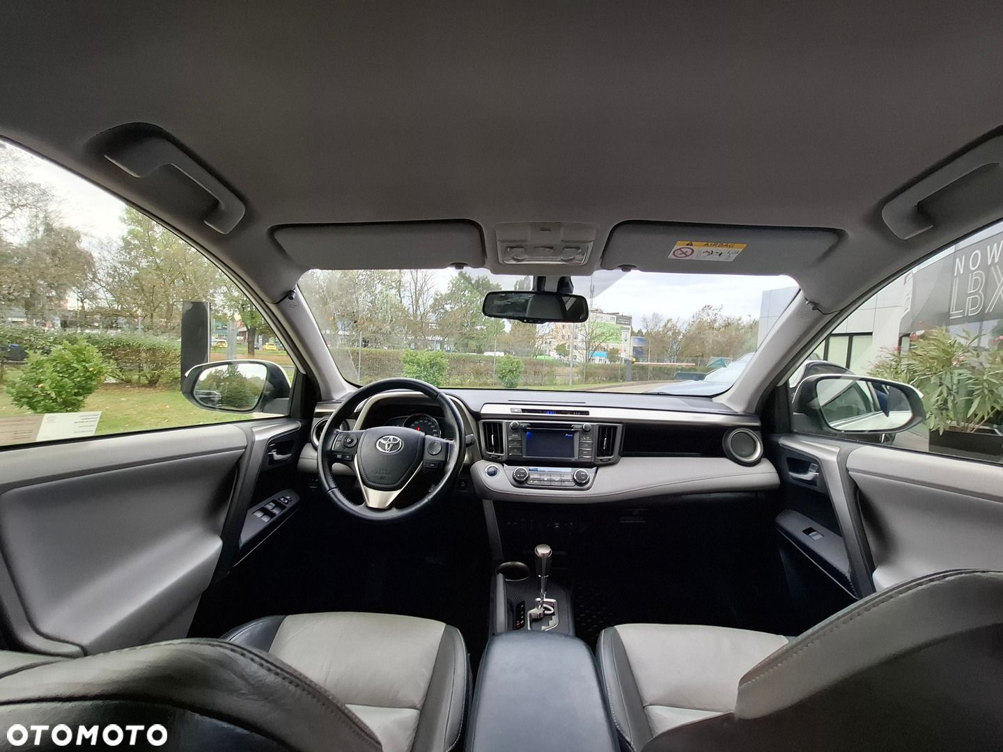 Toyota RAV4 2.2 D-CAT Prestige - 28