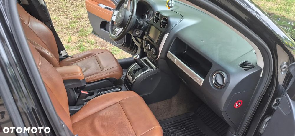 Jeep Compass - 16